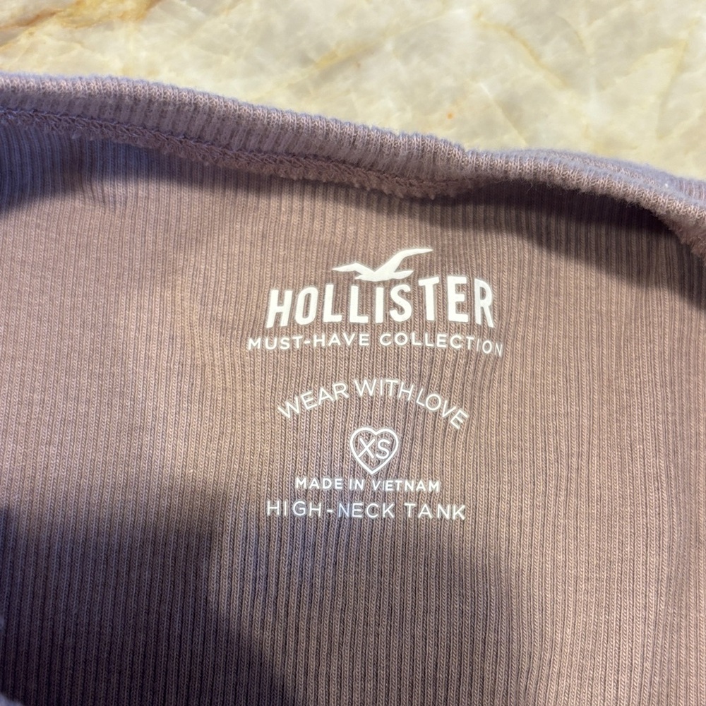 Lot of 4 Tank Tops from Hollister, Women’s; Size XS. - Picture 10 of 10